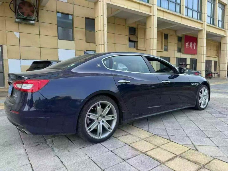 九江19年玛莎拉蒂总裁8