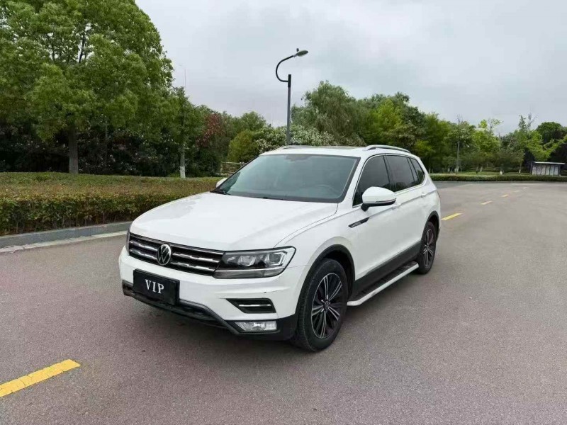 苏州21年大众途观3