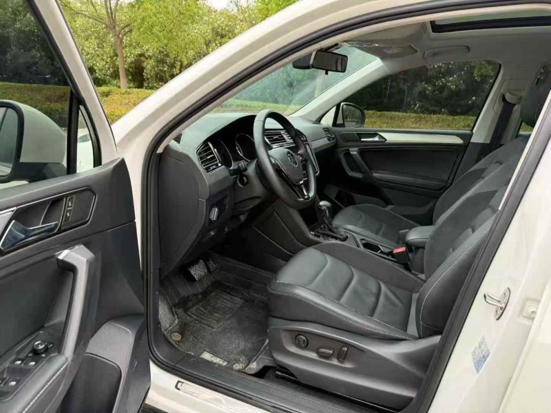 苏州21年大众途观6