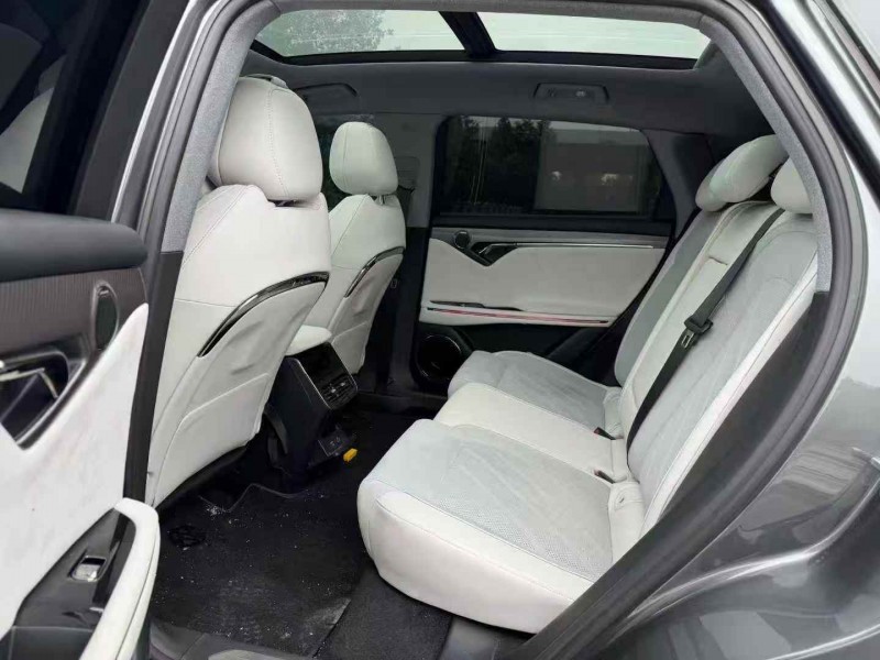 徐州24年岚图汽车FREE5