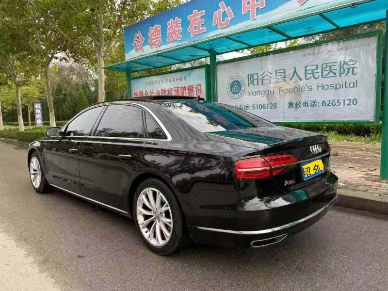 青岛16年奥迪A8L9