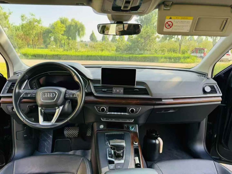 枣庄19年奥迪Q54