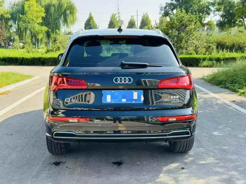 枣庄19年奥迪Q59