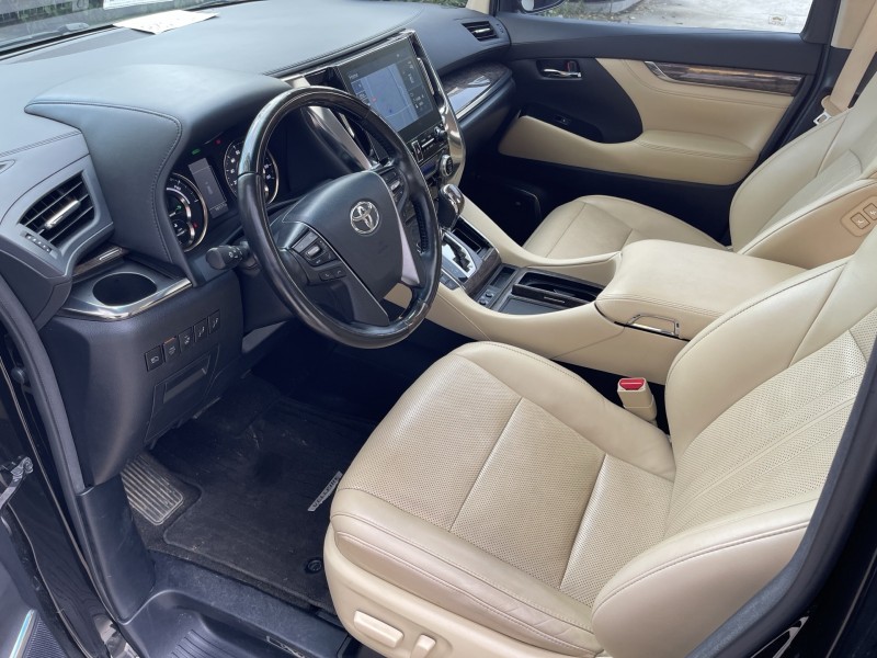 济宁20年丰田威尔法6