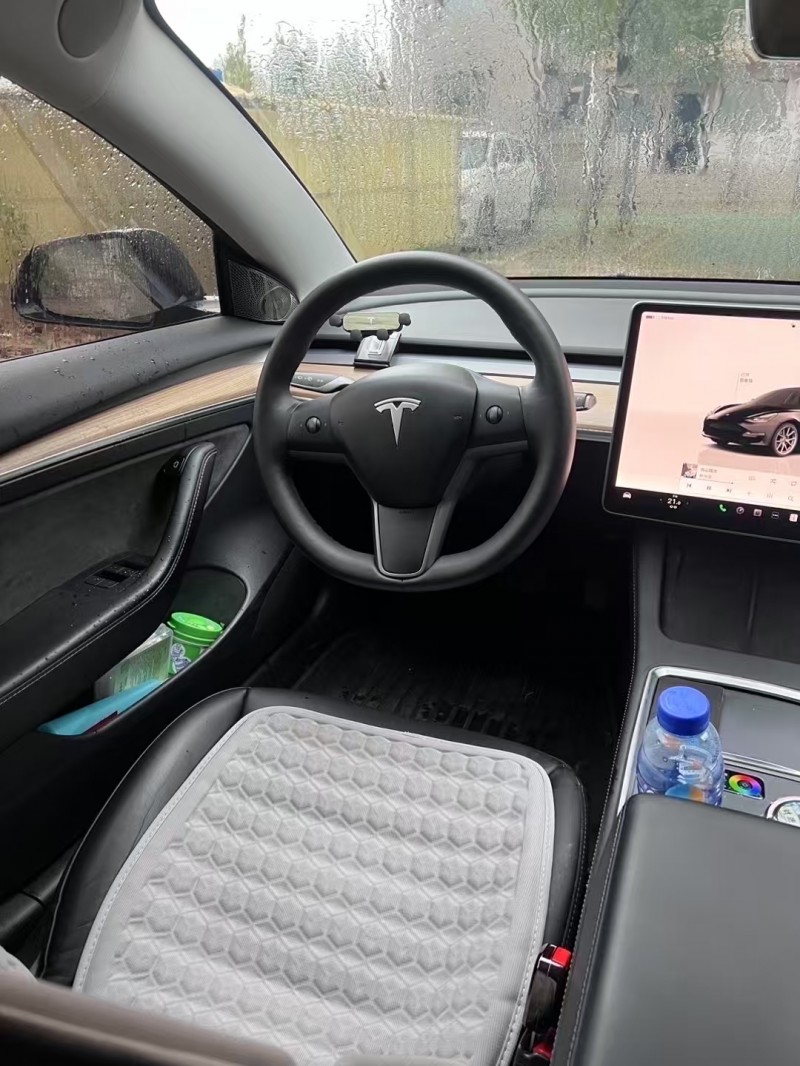 济南23年特斯拉MODEL 35