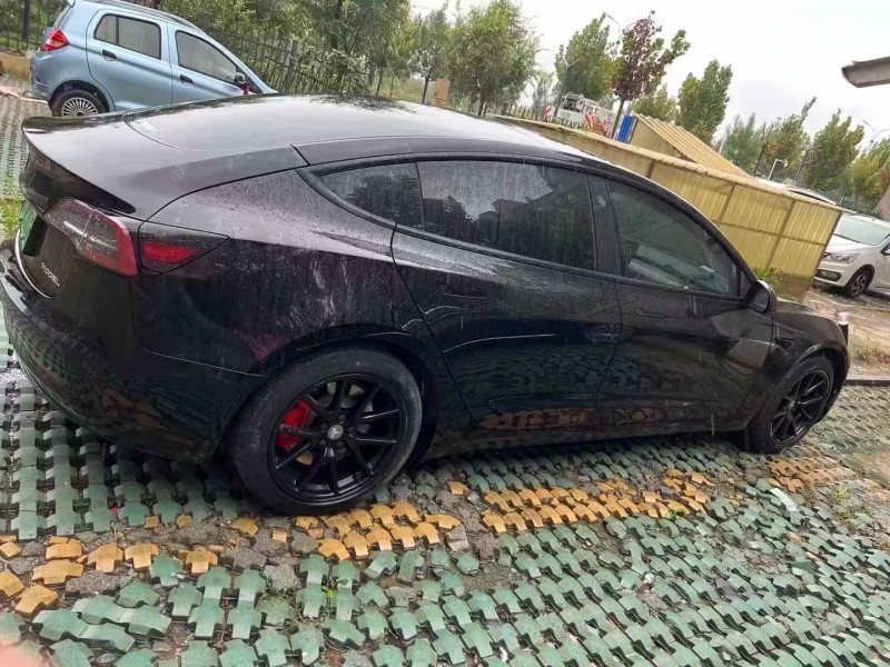 济南23年特斯拉MODEL 36