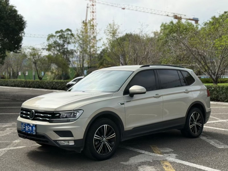 湖州21年大众途观2