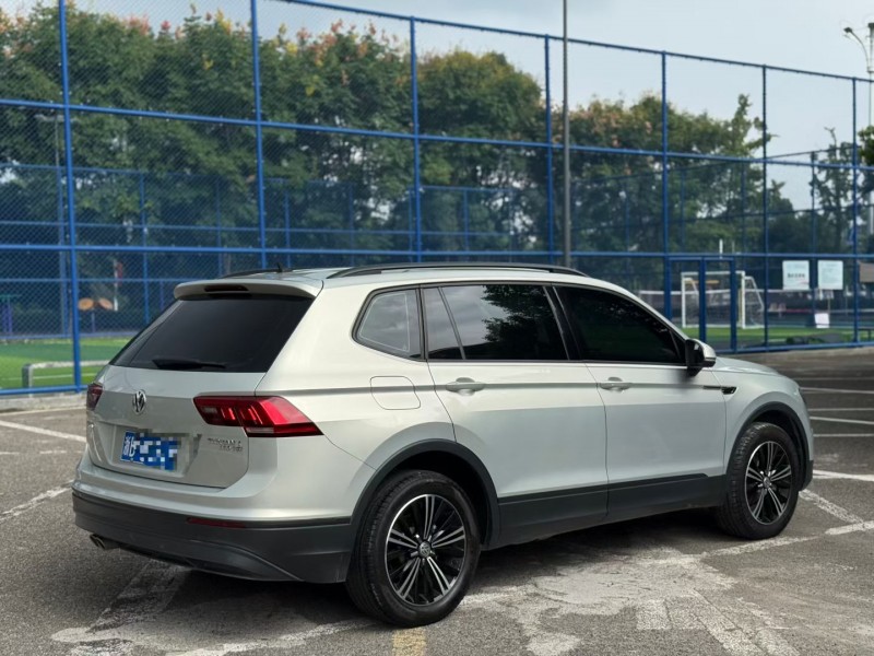 湖州21年大众途观7