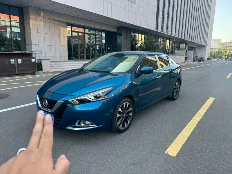 济南16年日产蓝鸟2