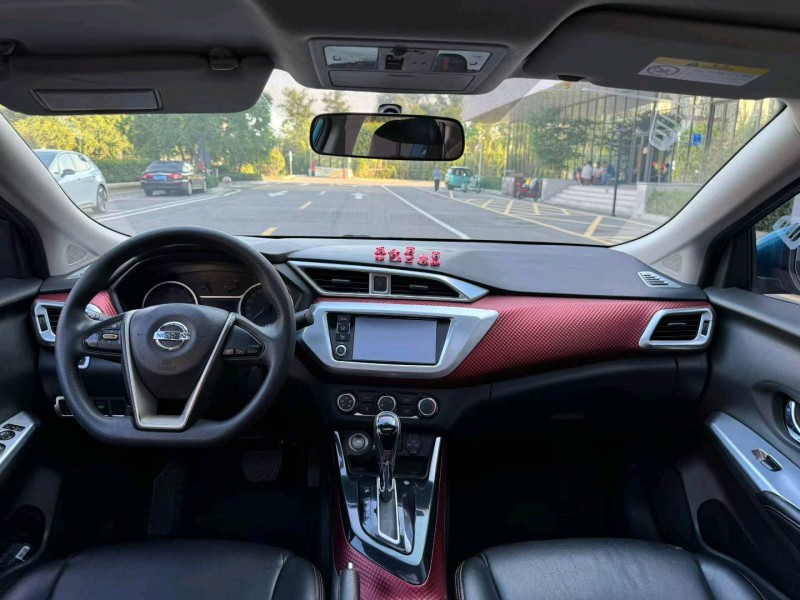 济南16年日产蓝鸟5