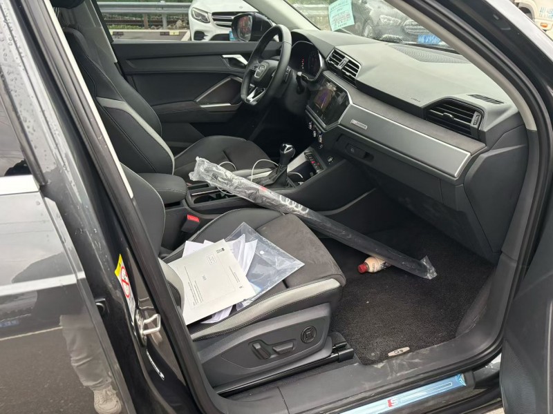 宁波23年奥迪Q36