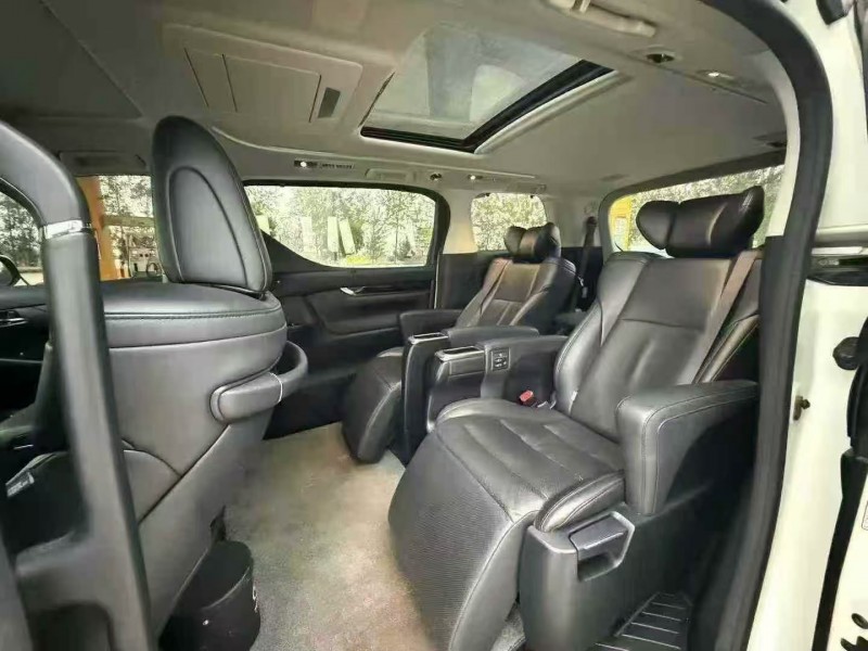 菏泽20年丰田威尔法5