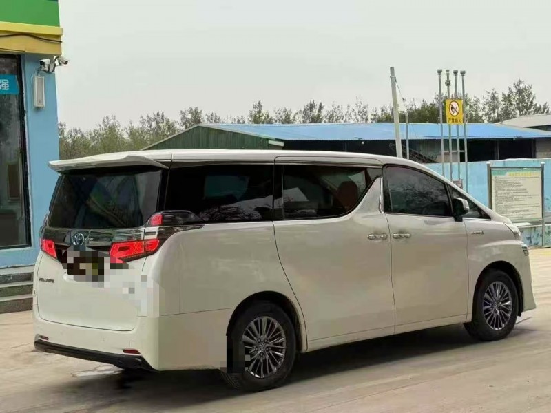 菏泽20年丰田威尔法8