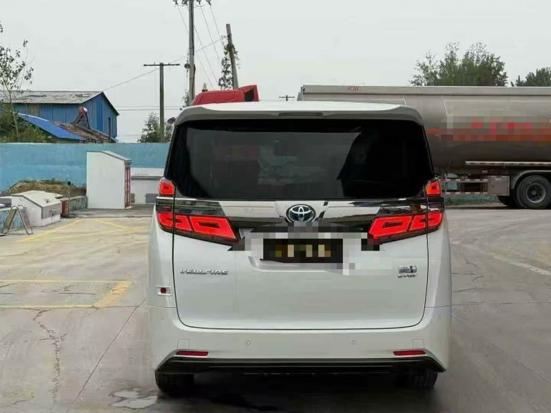 菏泽20年丰田威尔法9