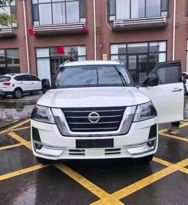 太原17年日产途乐1