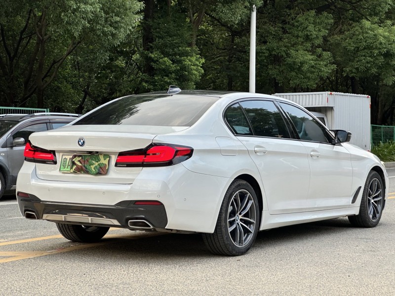 东莞22年宝马5系8