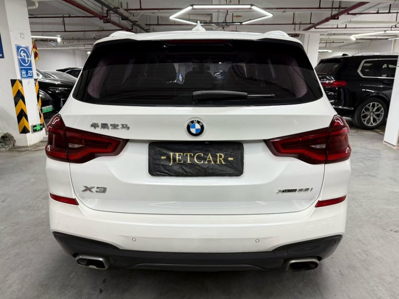 广州19年宝马X38