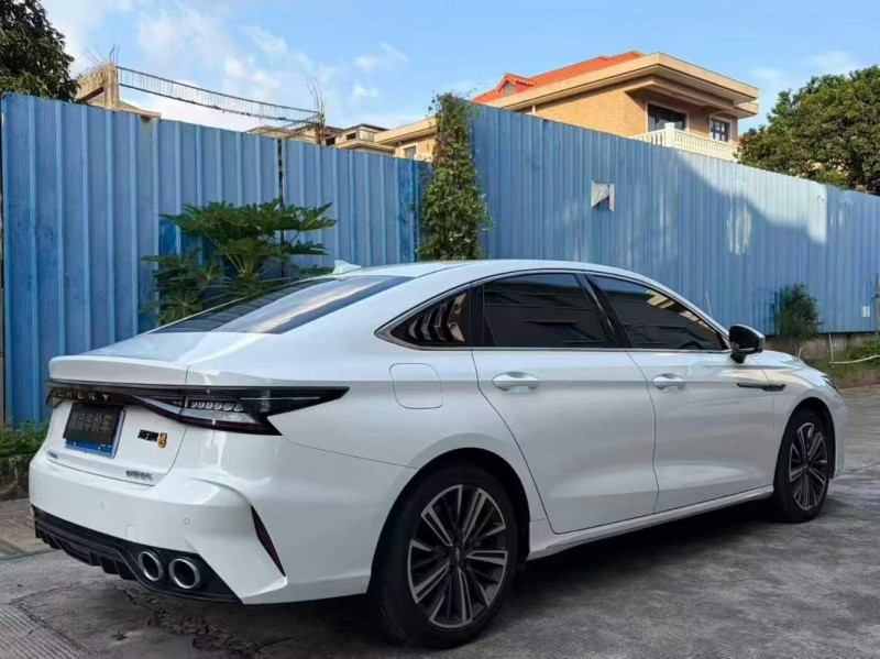 东莞25年奇瑞艾瑞泽8