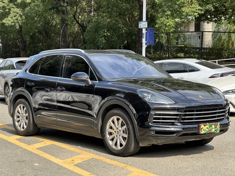 东莞18年保时捷卡宴3