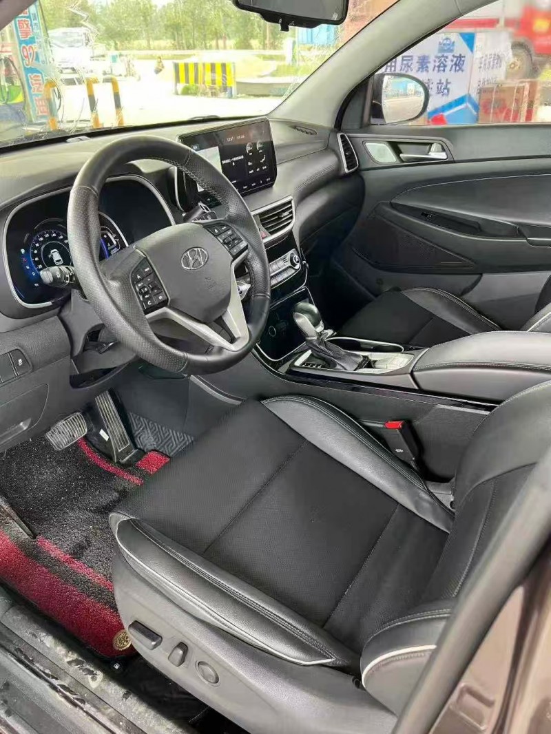 菏泽19年现代途胜4