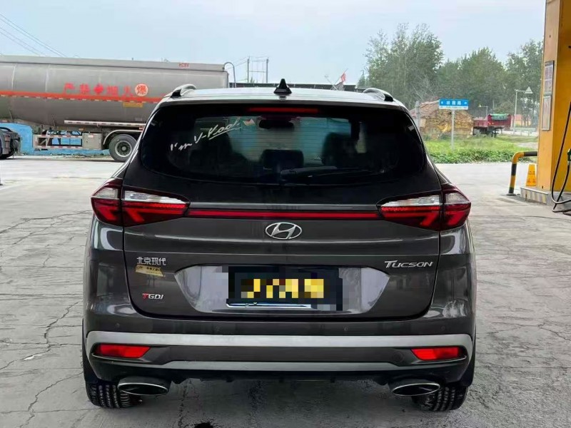 菏泽19年现代途胜9