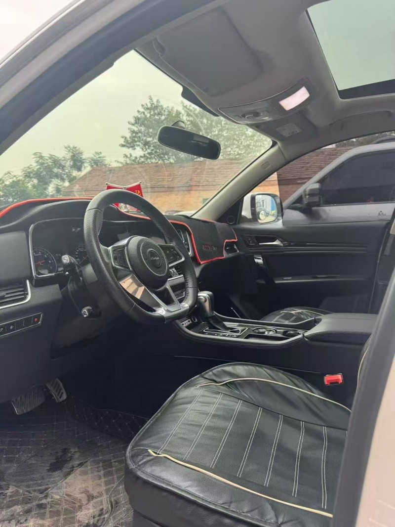 菏泽18年众泰T6006