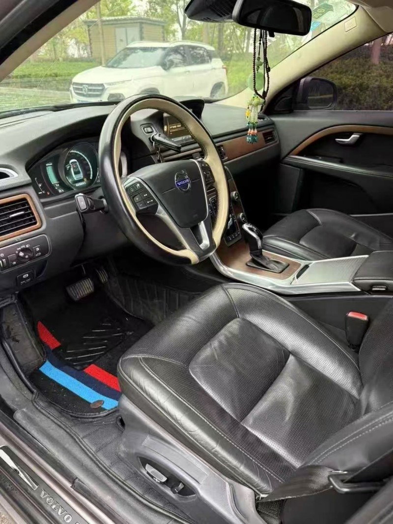 菏泽15年沃尔沃S80L4