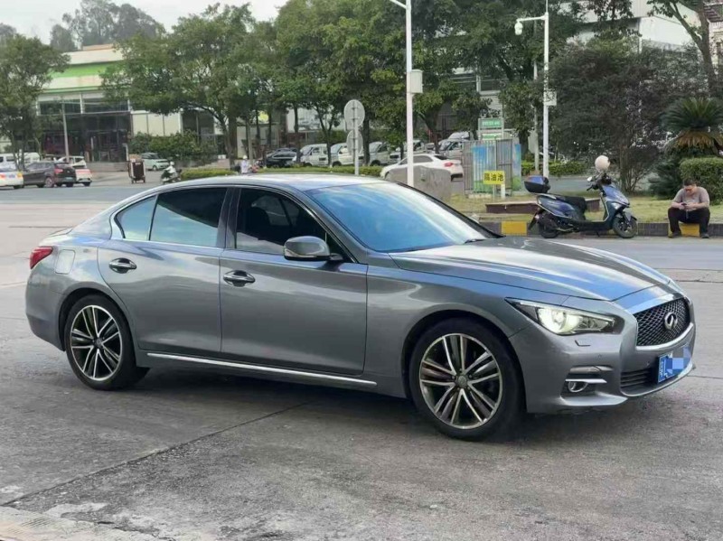 广州16年英菲尼迪Q50L3