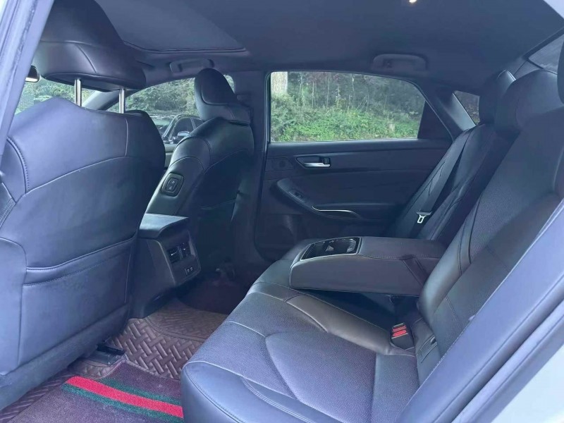 菏泽22年丰田亚洲龙6