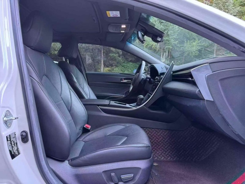 菏泽22年丰田亚洲龙7