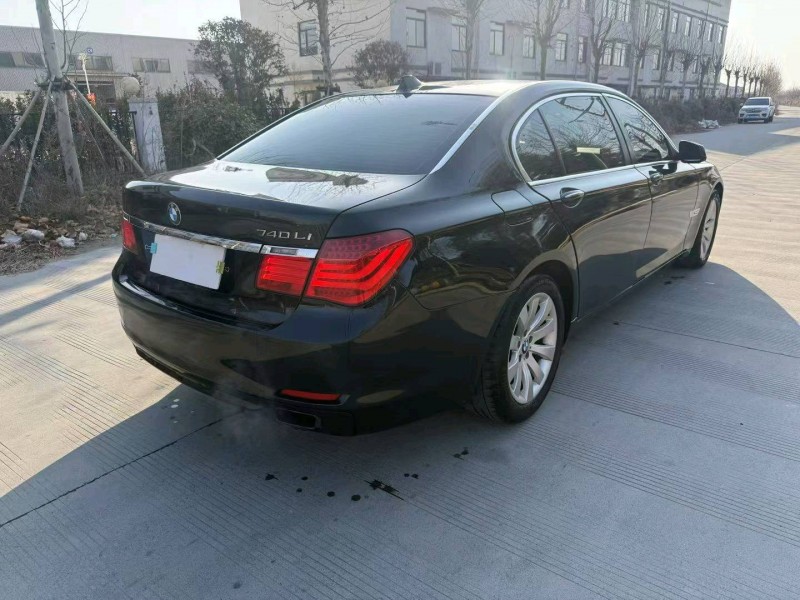 徐州12年宝马7系6