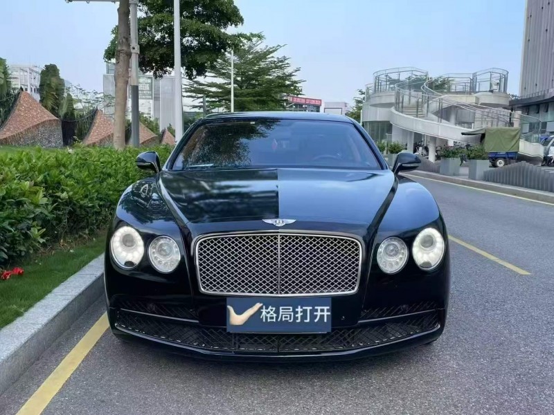 深圳17年宾利飞驰1