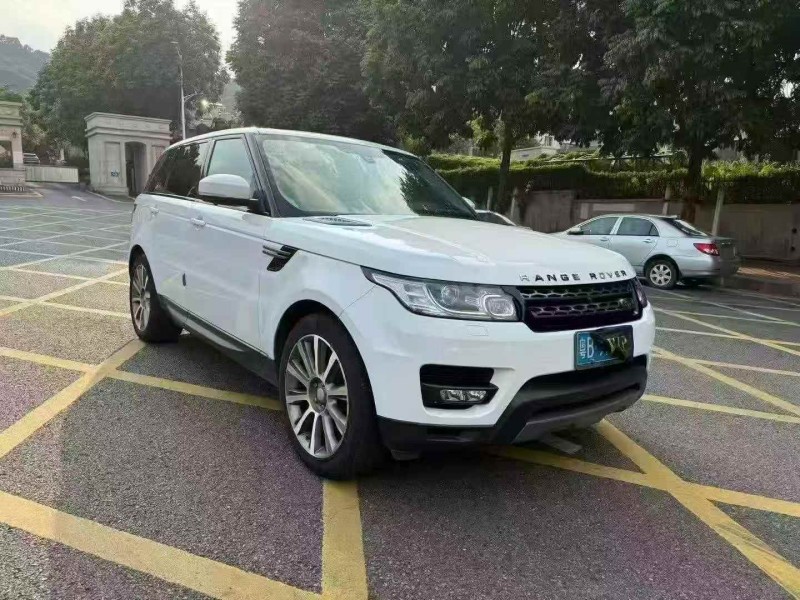 广州16年路虎揽胜运动3