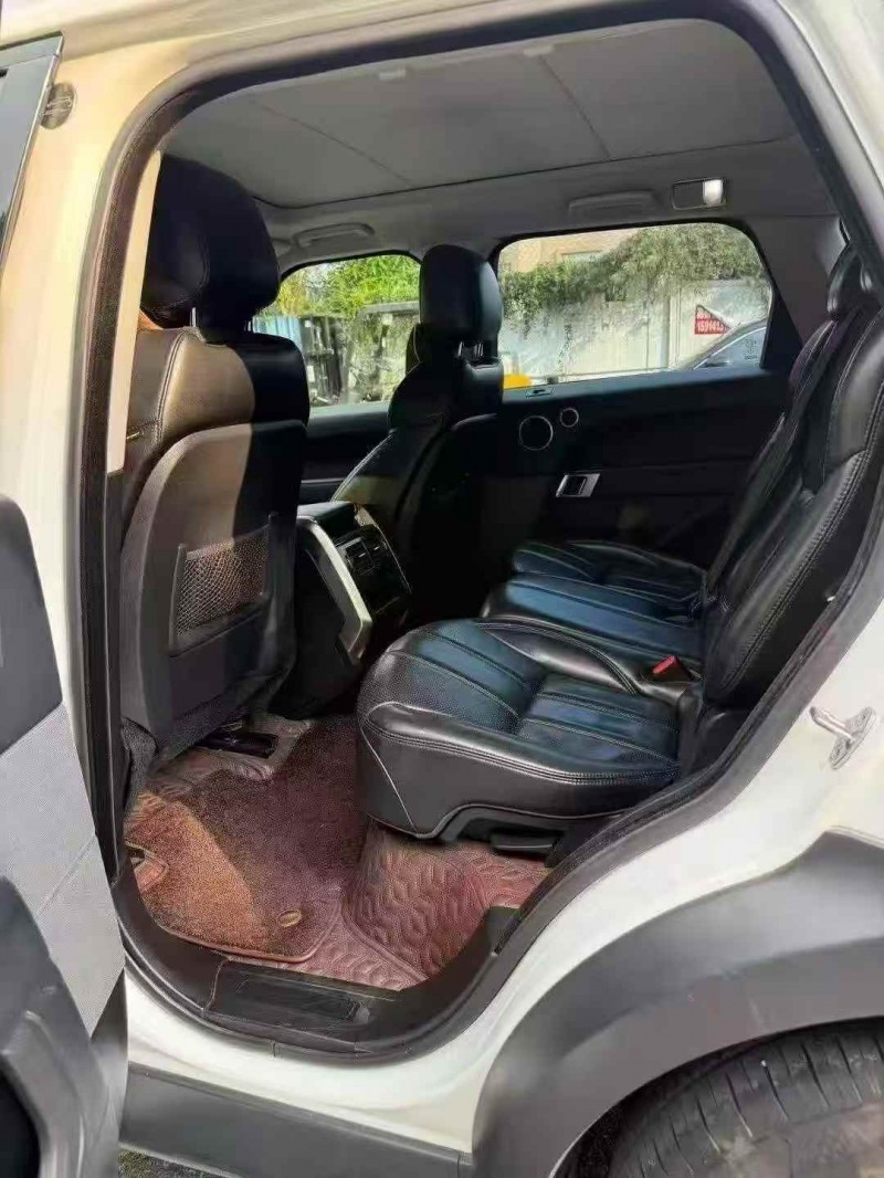 广州16年路虎揽胜运动4