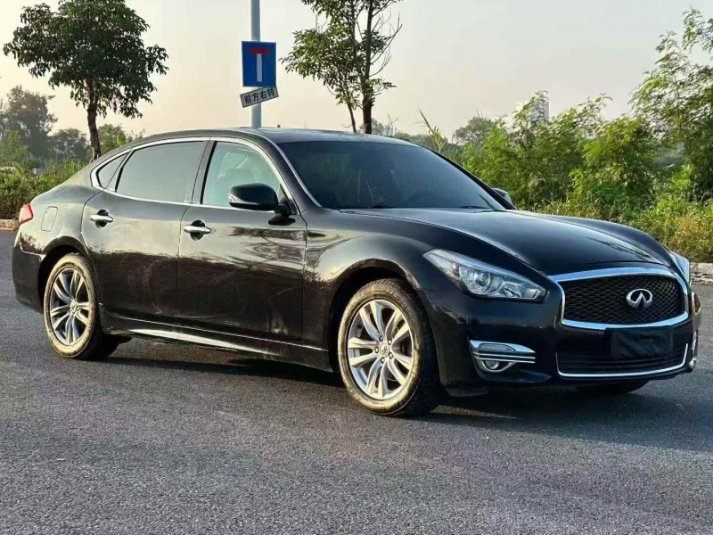 广州18年英菲尼迪Q702