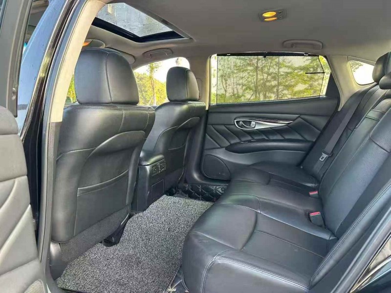 广州18年英菲尼迪Q704