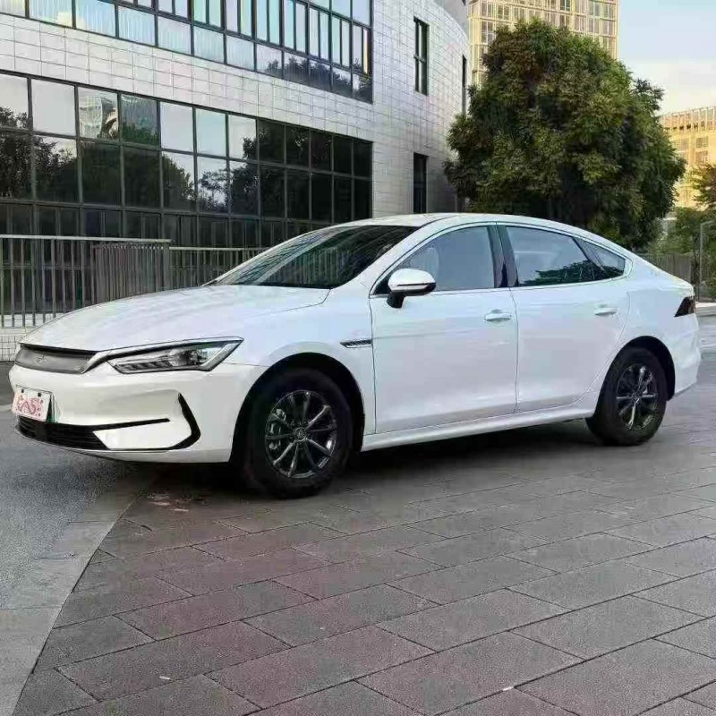 广州25年比亚迪秦3