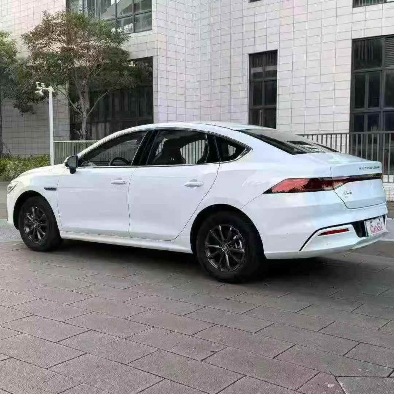 广州25年比亚迪秦8