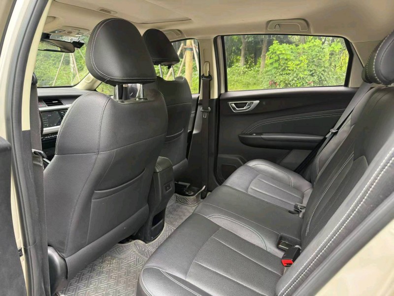 徐州20年吉利远景8