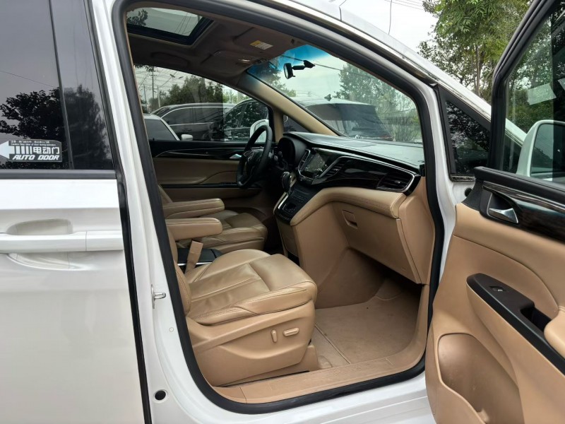 徐州17年别克GL87