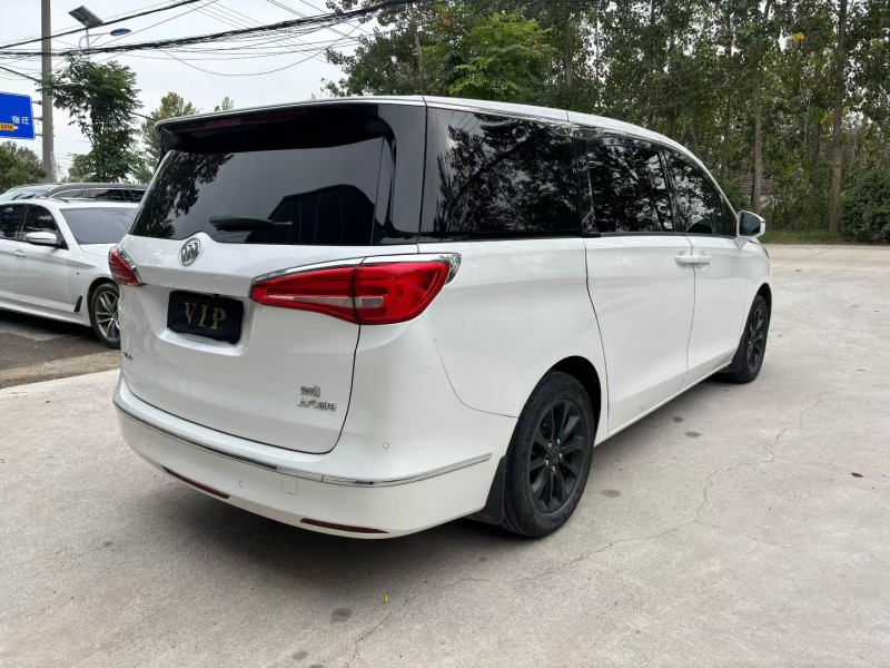 徐州17年别克GL88