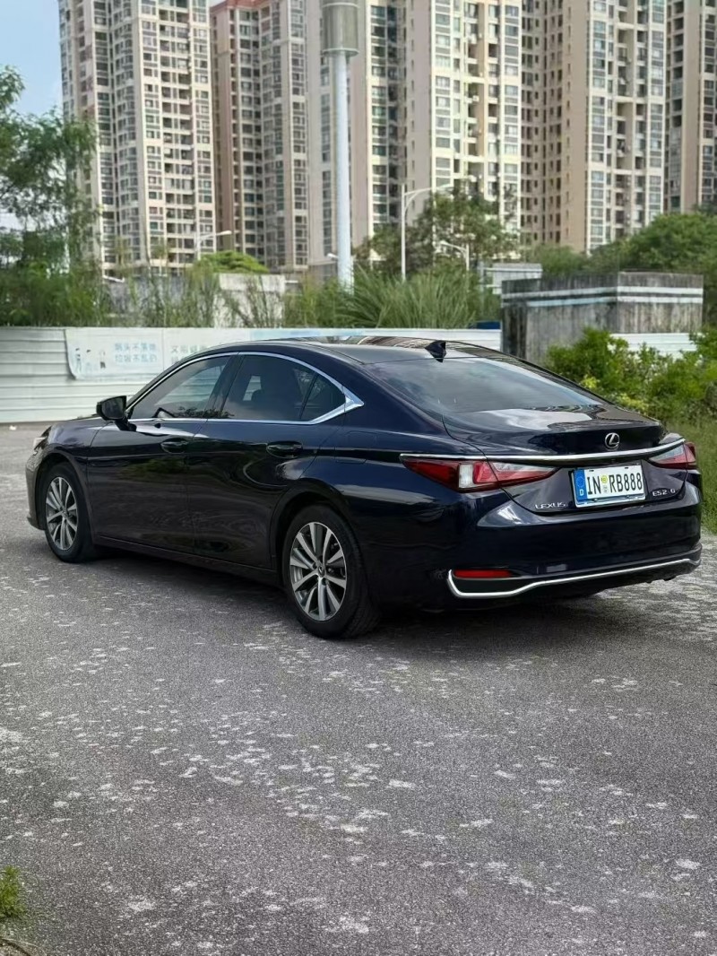 汕头20年雷克萨斯ES8