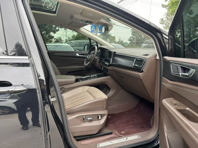 徐州25年大众威然7