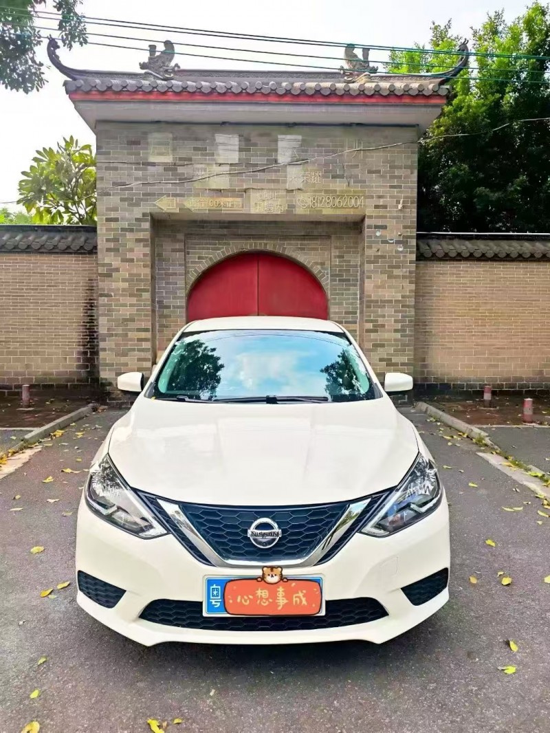 肇庆25年日产轩逸1