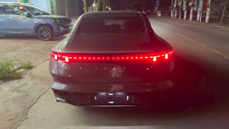 深圳25年领克Z106