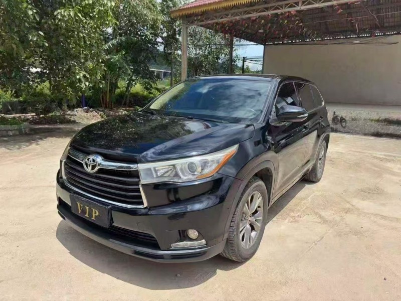 保定17年丰田汉兰达2