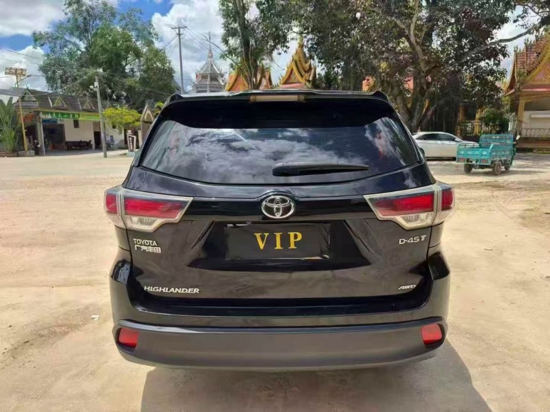 保定17年丰田汉兰达9