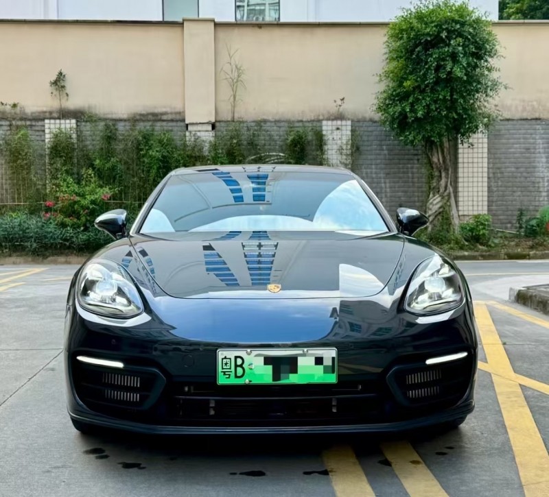 深圳24年保时捷帕拉梅拉1
