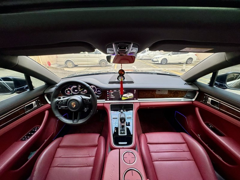 深圳24年保时捷帕拉梅拉5