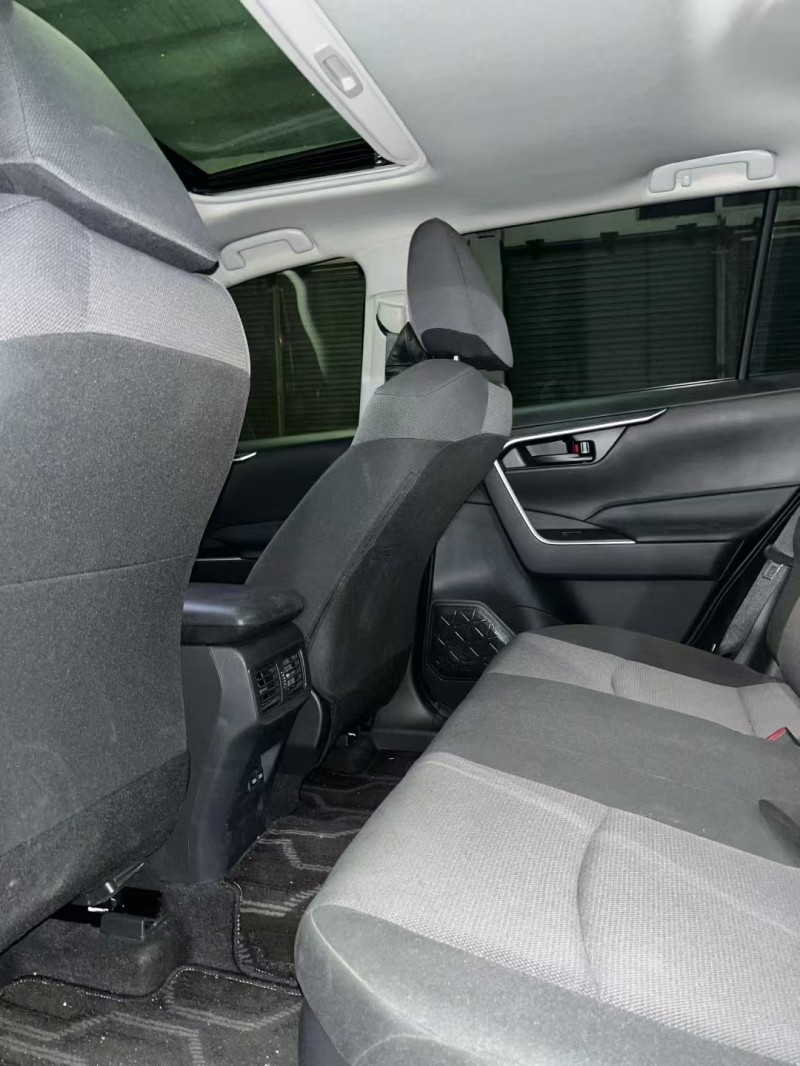 广州23年丰田RAV4荣放6